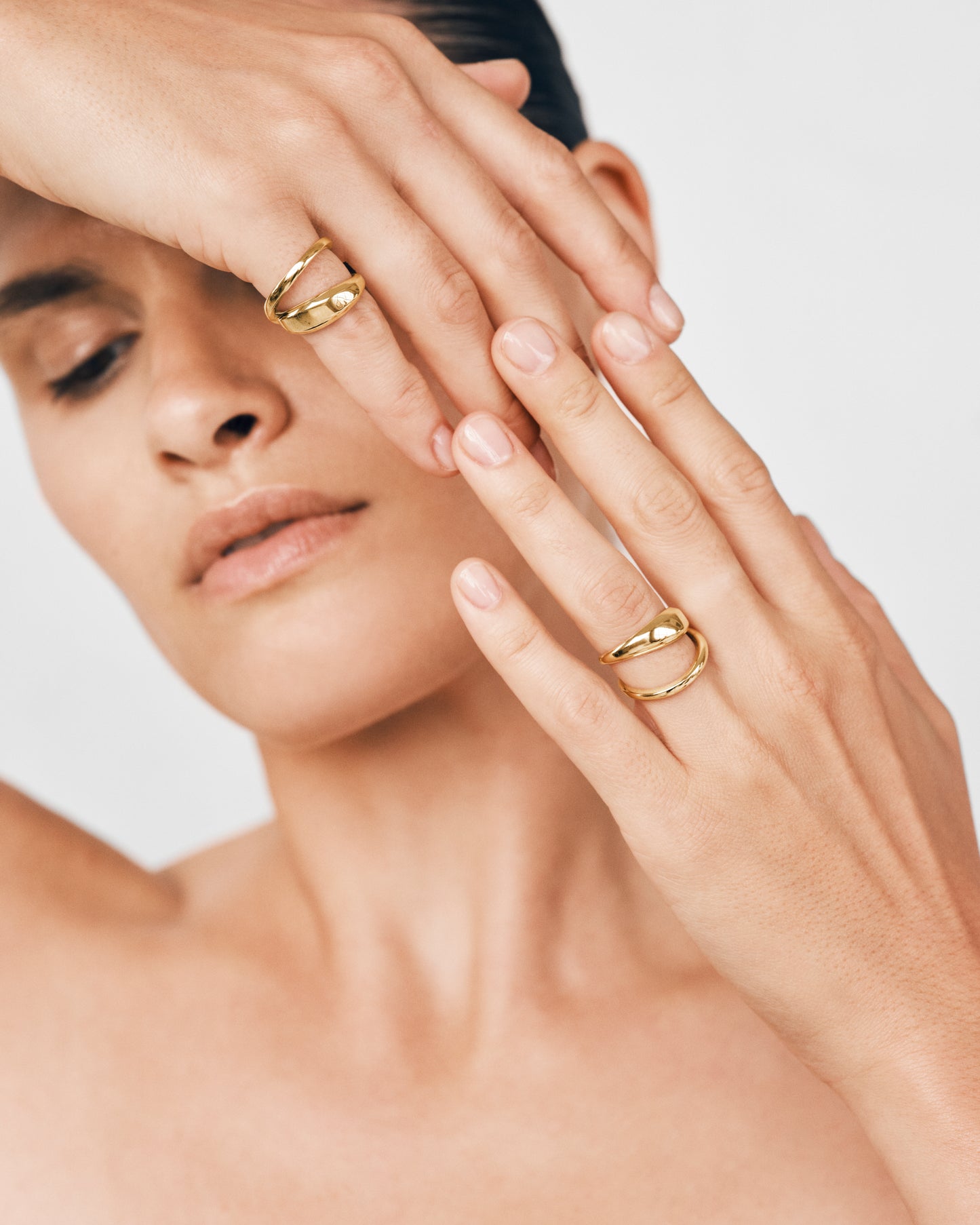 Loop Ring 14K Solid Gold