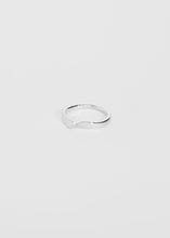 Load image into Gallery viewer, Wave Ring II - Trine Tuxen Jewelry