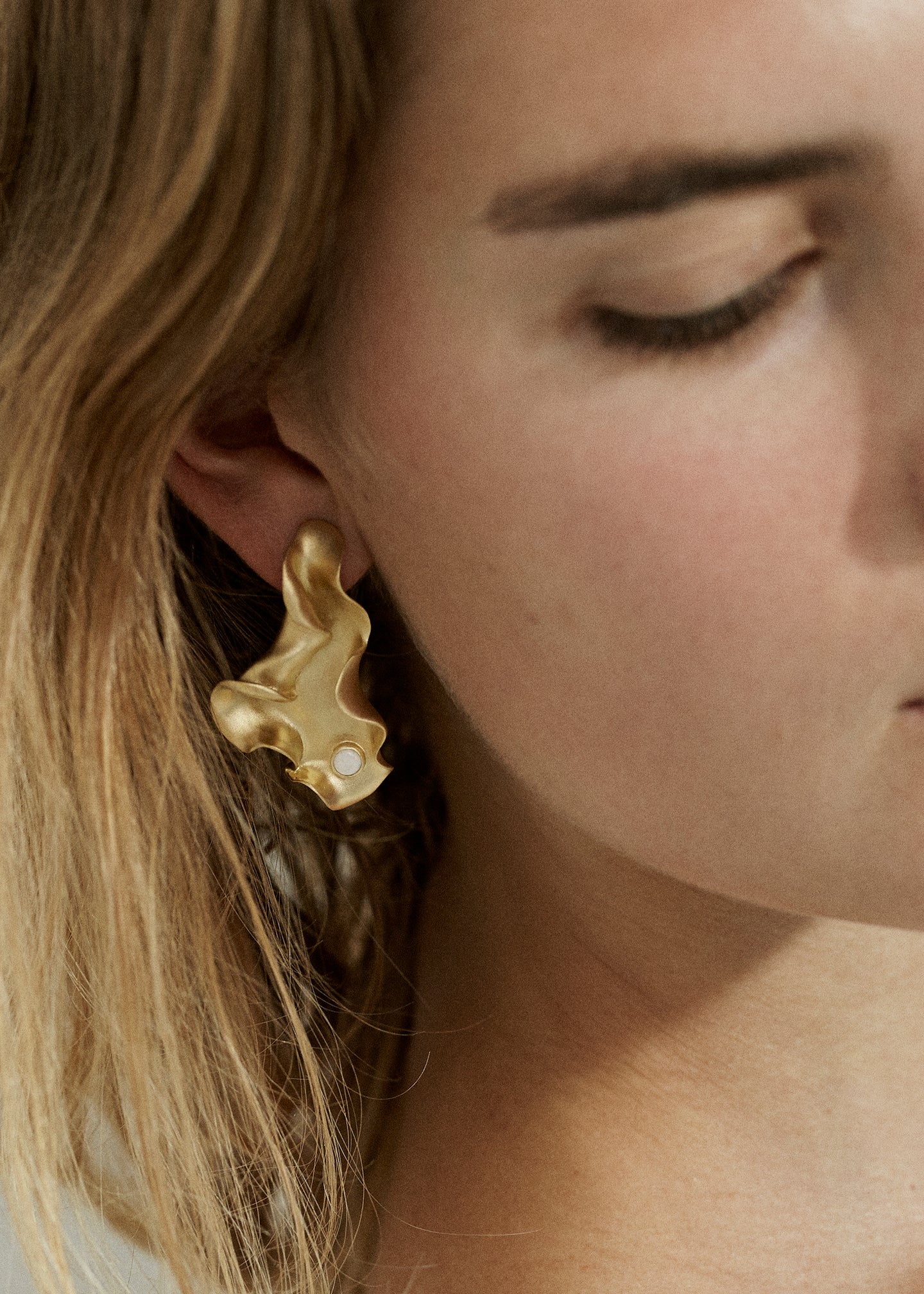 Karen Earring · Opal - Trine Tuxen Jewelry