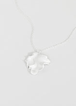 Load image into Gallery viewer, Evelyn Necklace